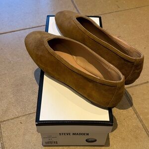 Steve Madden Leni Mustard Suede.